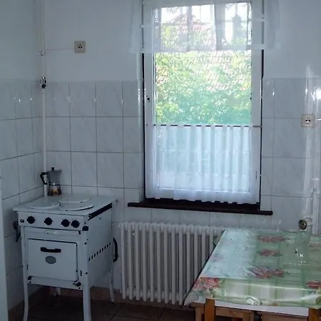Lugas Szallas 3*