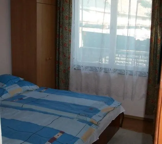 Lugas Szallas Affittacamere 3*